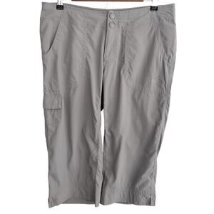 The North Face Gray Horizon Nylon Utility Capri/Cropped Pants UPF 30 Women's 10